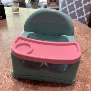 Kids play baby high chair